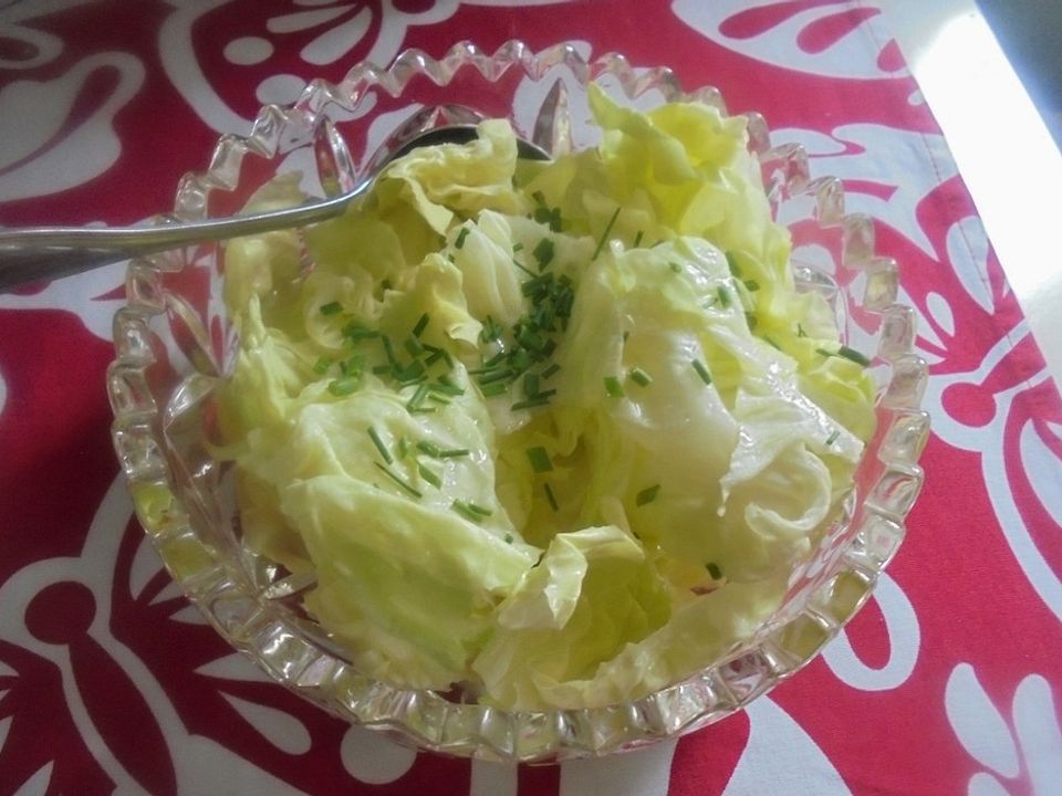 Kopfsalat mit Zitronendressing ohne Fett von Dodinchen| Chefkoch