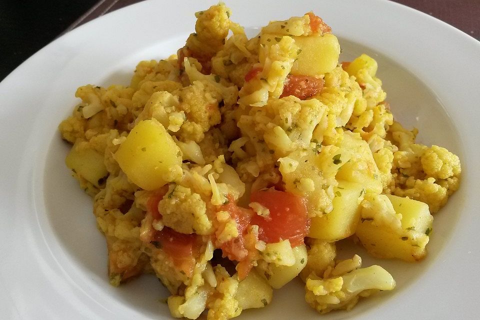 Gebratener Blumenkohl mit Kartoffeln