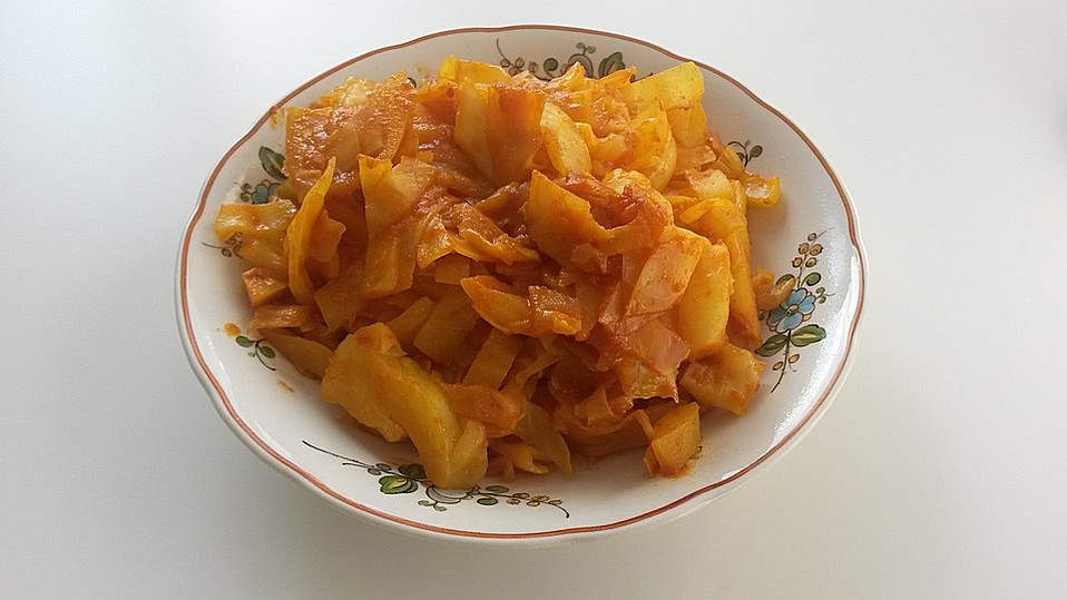 Gebratener Weißkohl auf indische Art