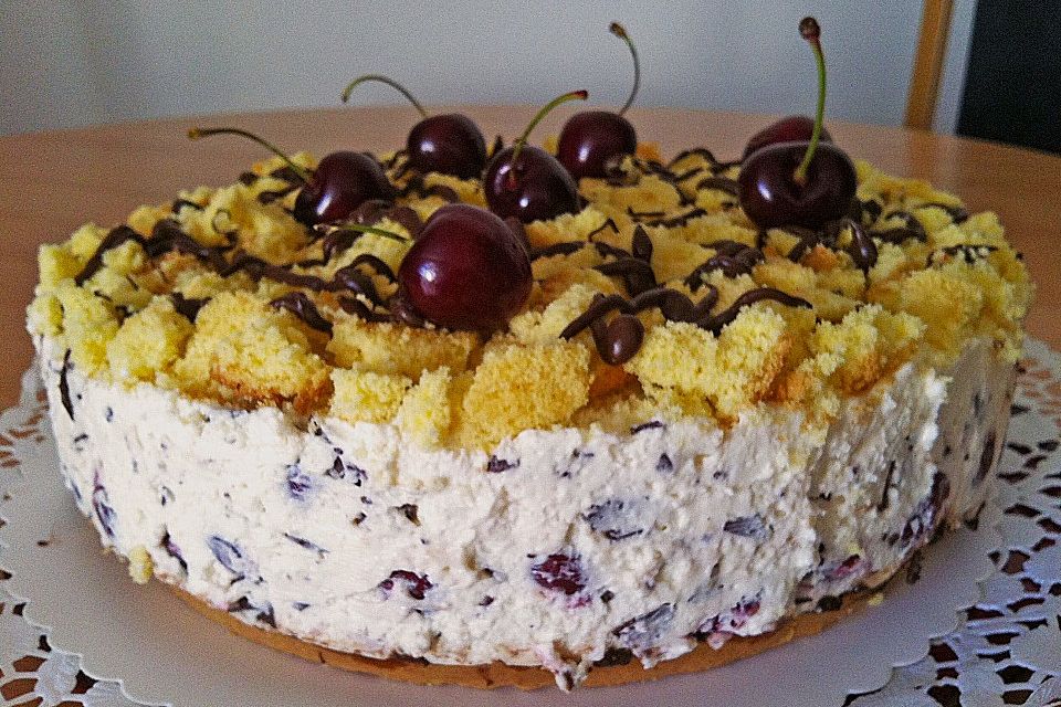 Kirsch - Stracciatella - Torte