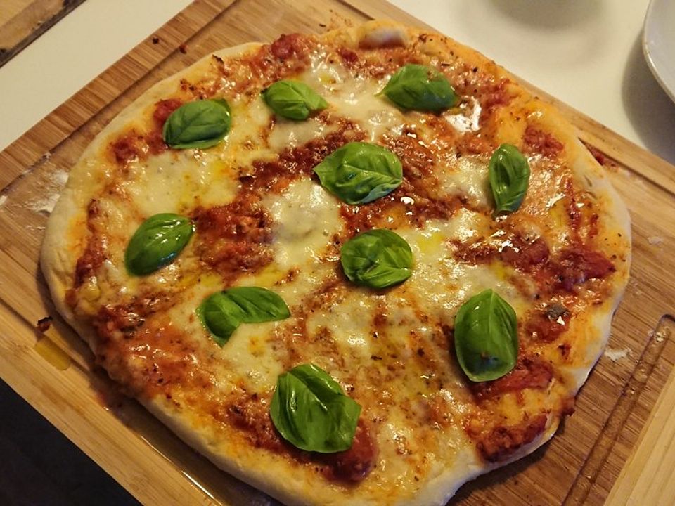 Pizzateig Mit Gelinggarantie Von Paulbokuhs Chefkoch