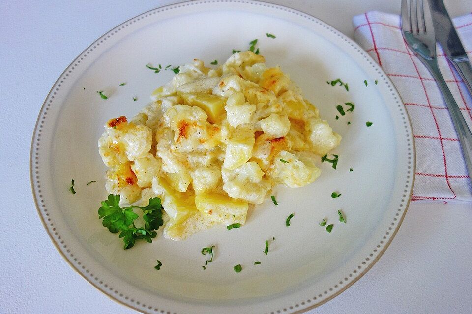 Blumenkohlauflauf mit Kartoffeln