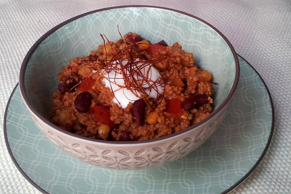 Chili sin Carne mit Couscous