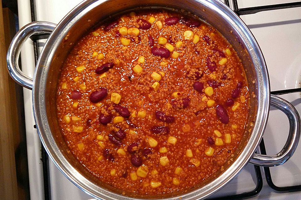 Chili sin Carne mit Couscous