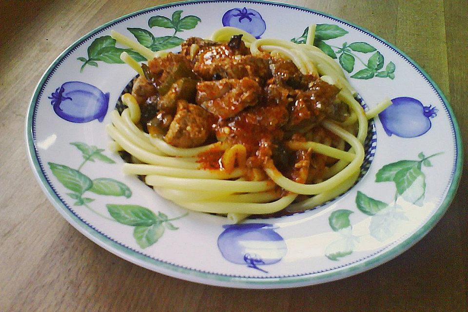 Weihnachtsgulasch mit Salzgurken