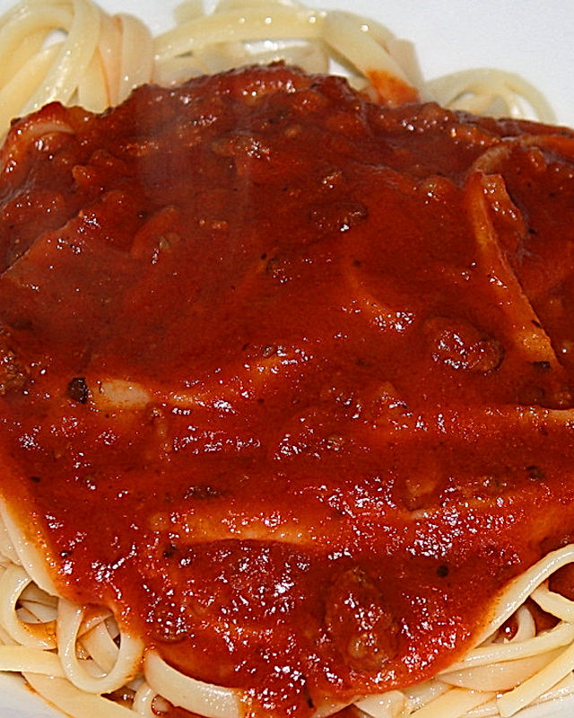 Spaghetti mit feiner Paprikasoße