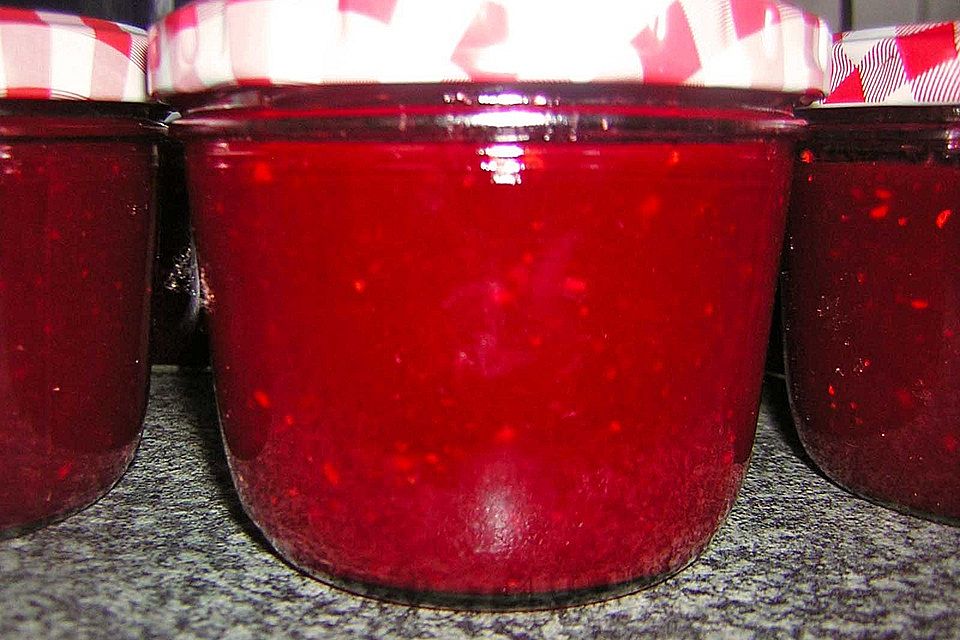 Johannisbeer - Erdbeer - Marmelade