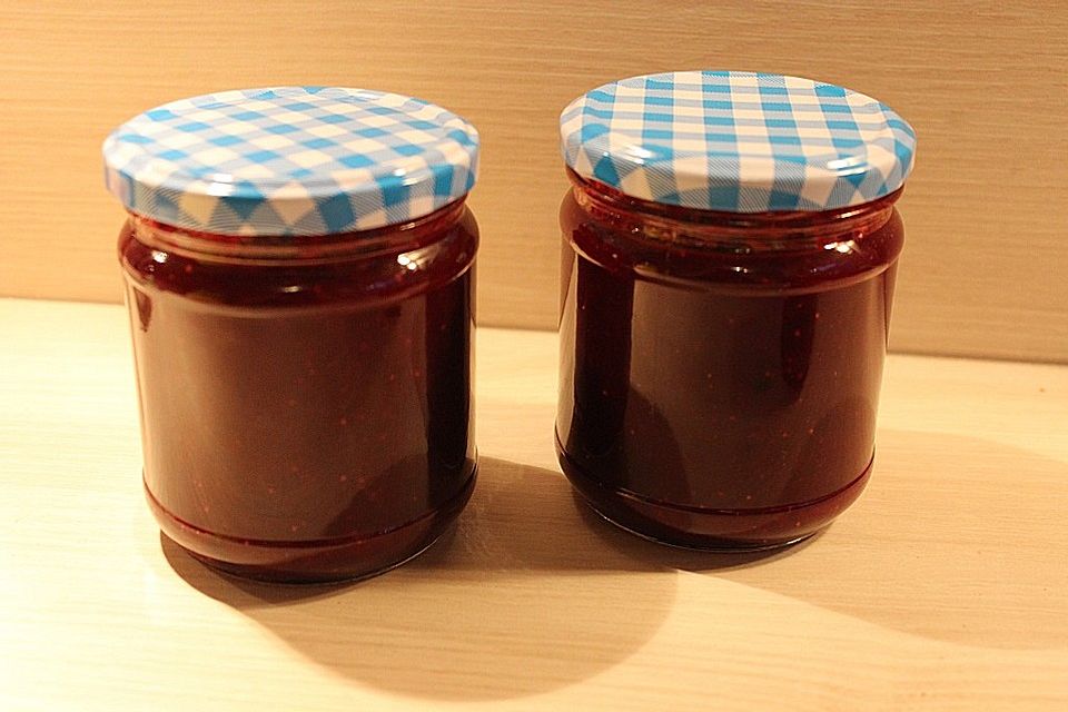 Johannisbeer - Erdbeer - Marmelade