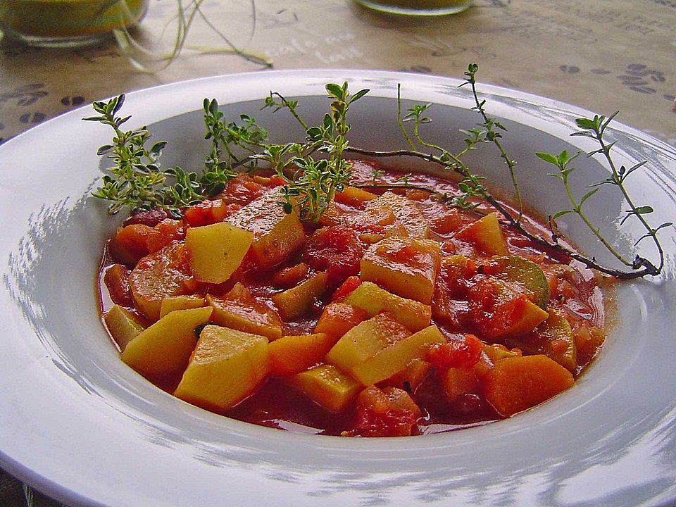 Sommerlicher Eintopf mit Zucchini und Tomate von pitdieerste | Chefkoch