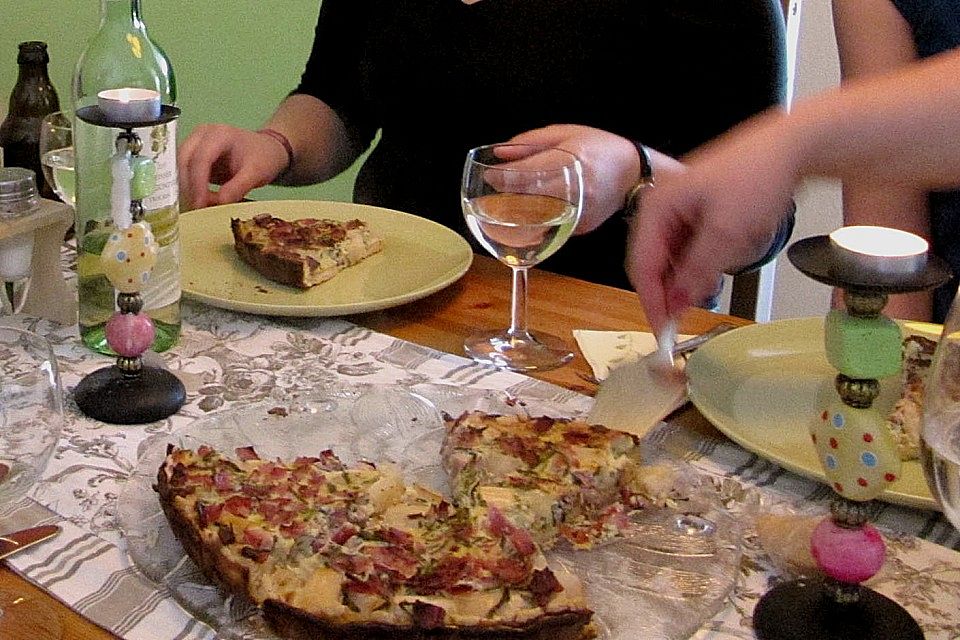 Spargel - Schinken - Quiche mit Mürbeteig