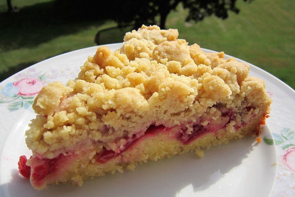 Marzipan - Pflaumenkuchen mit Zimtstreuseln