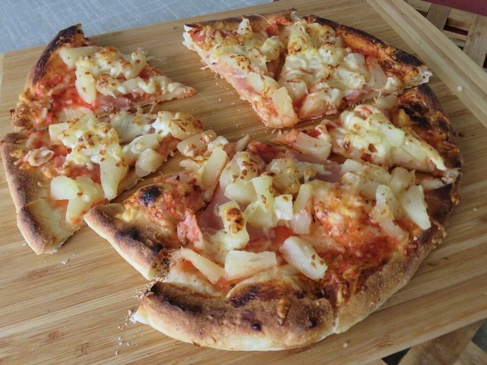 Pizza mit Schinken und Ananas| Chefkoch