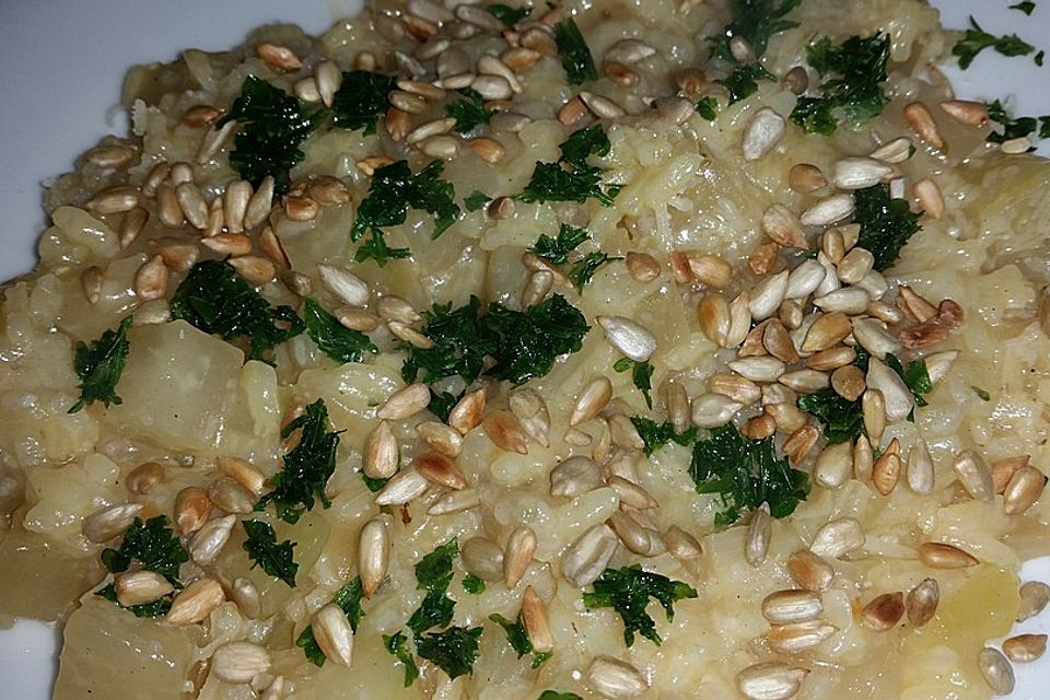 Kohlrabi-Risotto mit Pinienkernen