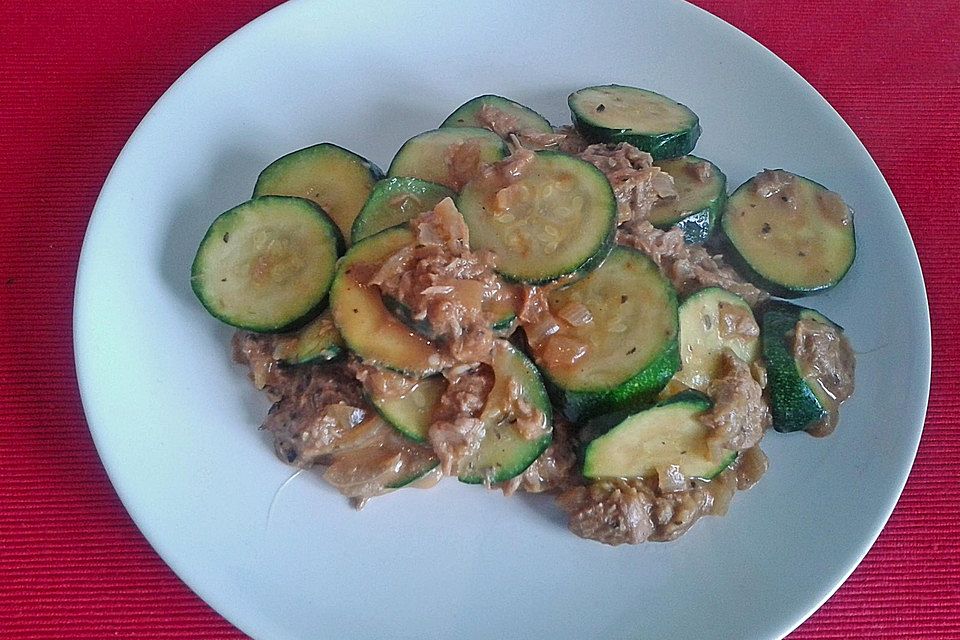 Zucchini-Thunfischpfanne