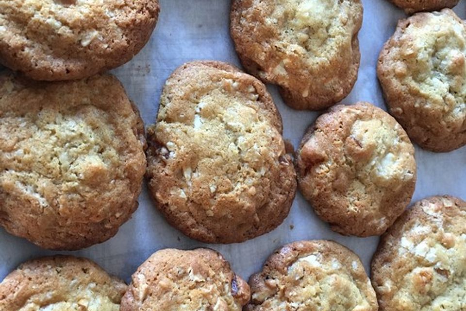 Apricot - White Chocolate - Cookies