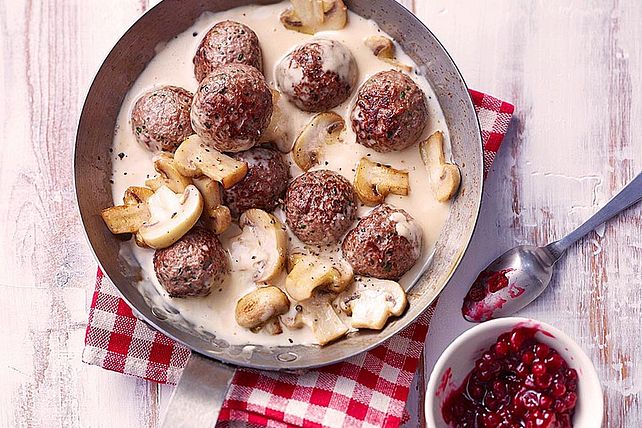 Köttbullar mit Champignon-Rahmsauce von Crashkoch| Chefkoch