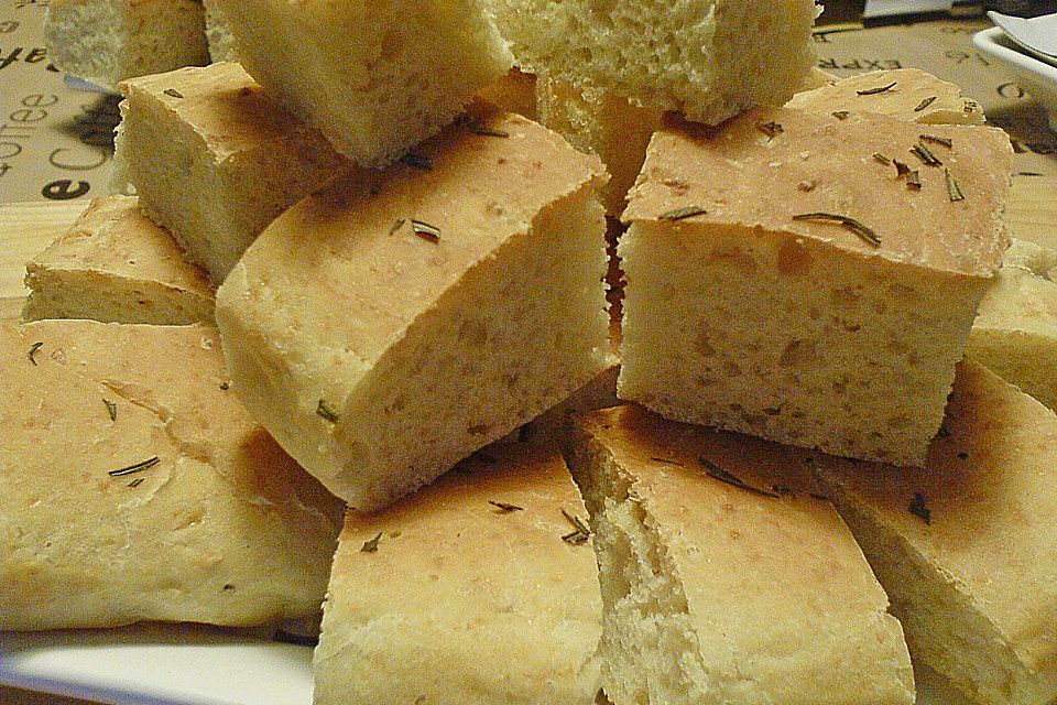 Fladenbrot mit Knoblauch und Käse