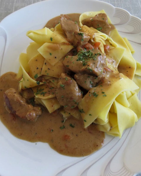 Kalbsrahmgulasch Rezepte | Chefkoch
