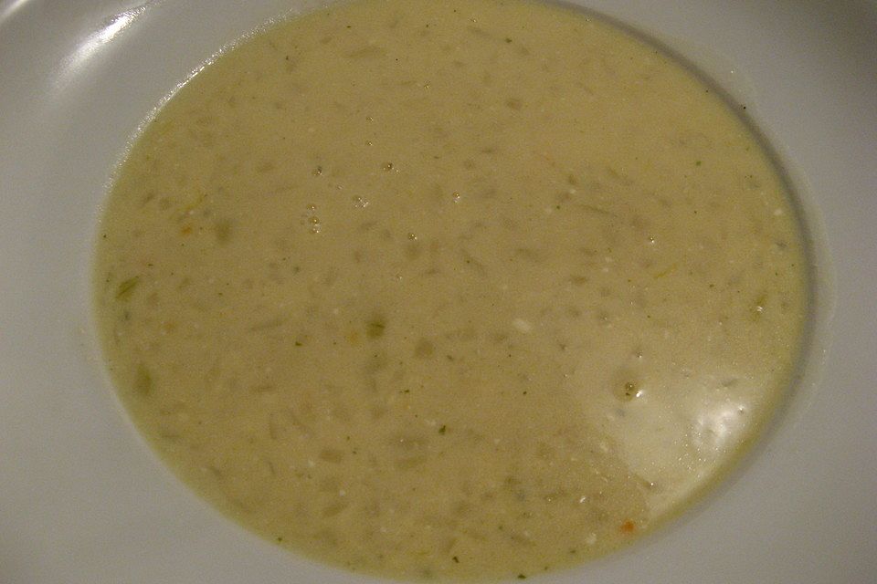 Zwiebelsuppe mit Käse