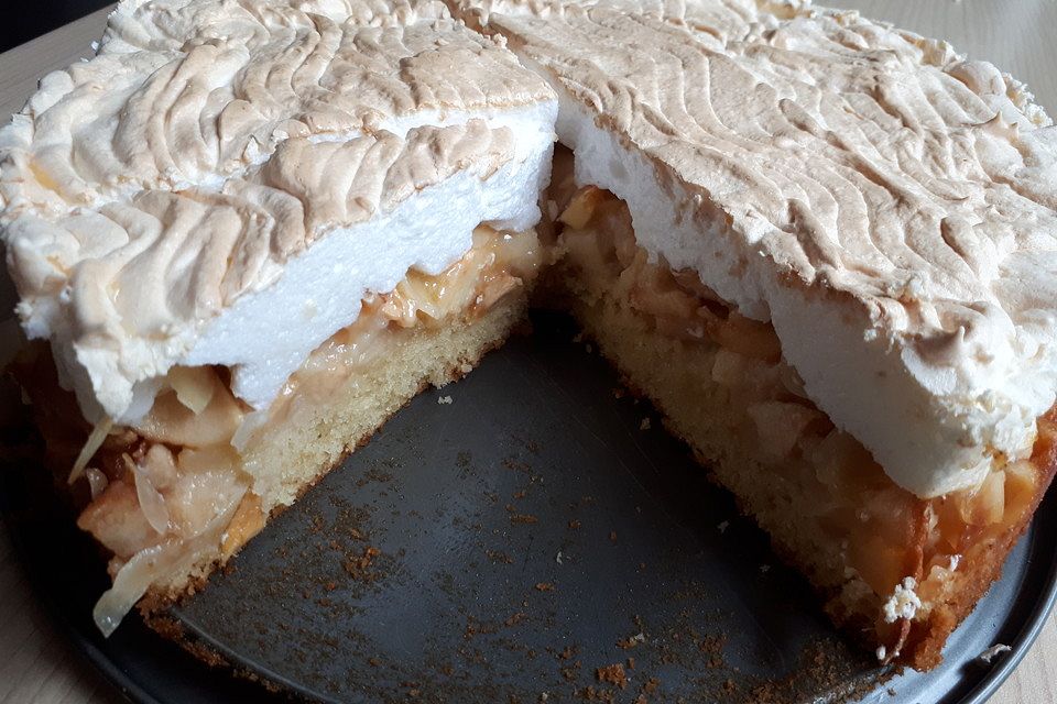 Apfel - Zimt - Kuchen mit Baiser