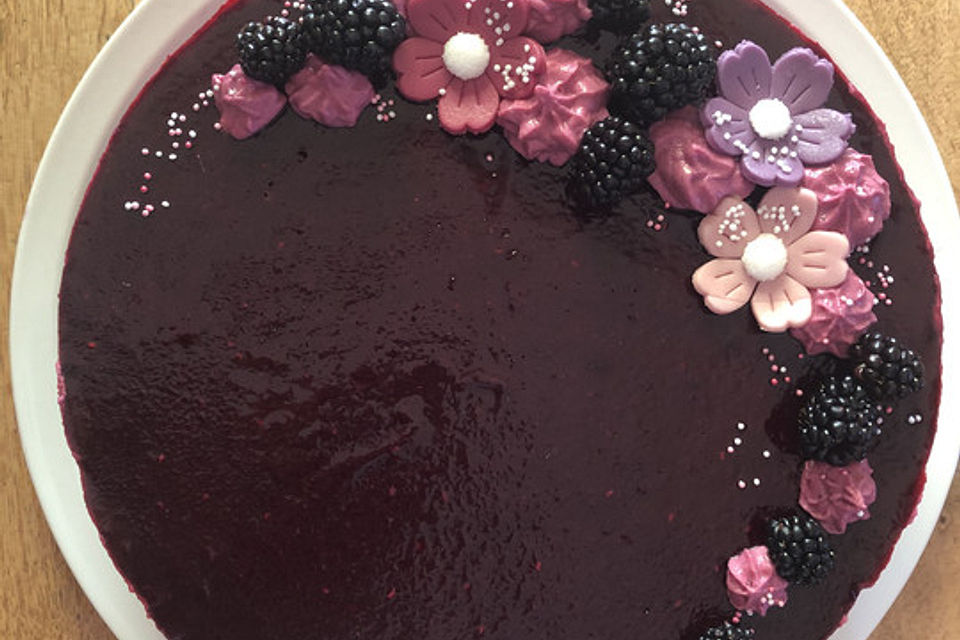 Brombeer - Quark - Torte