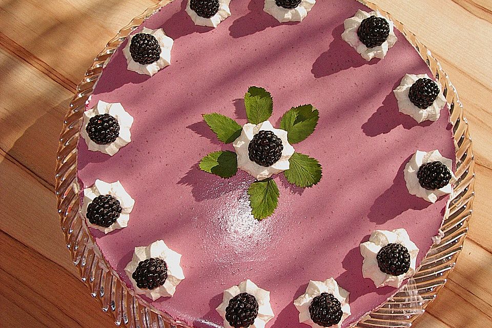 Brombeer - Quark - Torte