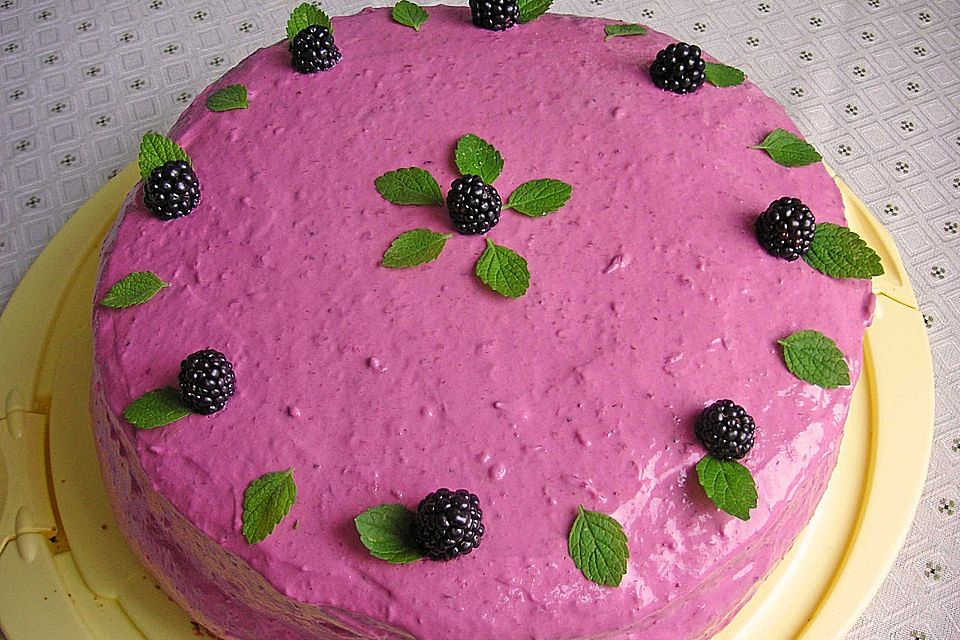 Brombeer - Quark - Torte