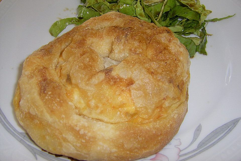 Hähnchen-Frühlingszwiebel-Feta-Strudel Hähnchen-Frühlingszwiebel-Feta-Strudel