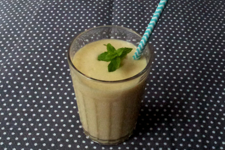 Mango-Lassi