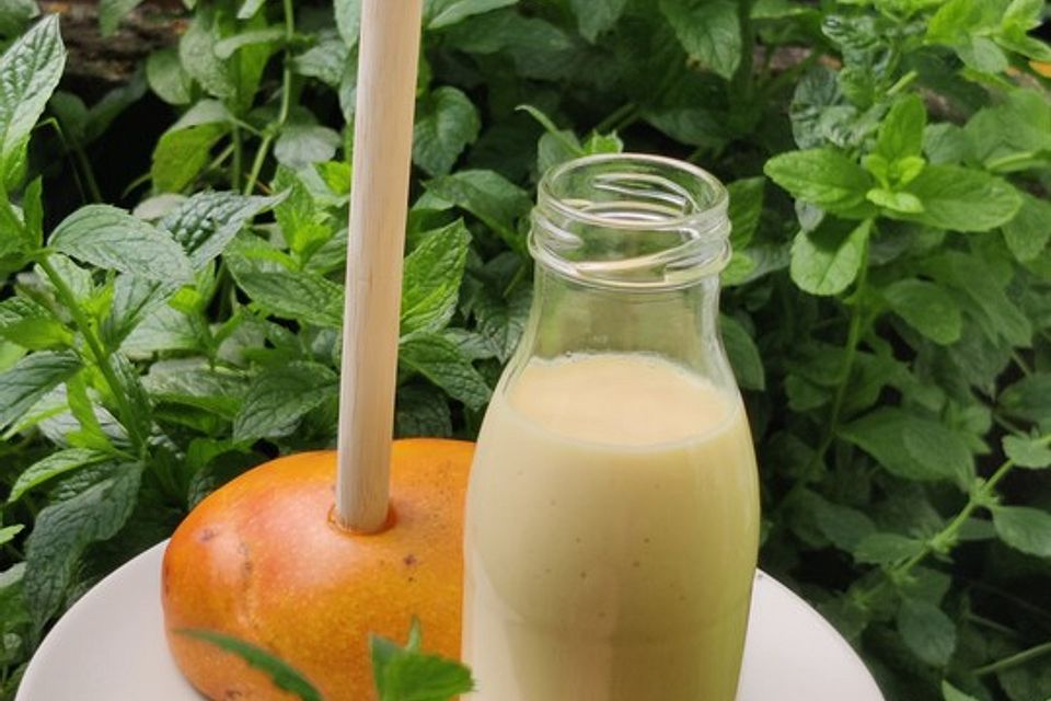 Mango-Lassi