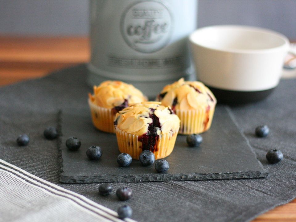 Blaubeer-Muffins von hawaiiigirl| Chefkoch