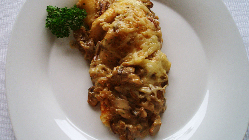 Gratinierte Crêpes mit Steinpilz - Sahne von Hobbykochen Gratinierte Crêpes mit Steinpilz - Sahne von Hobbykochen