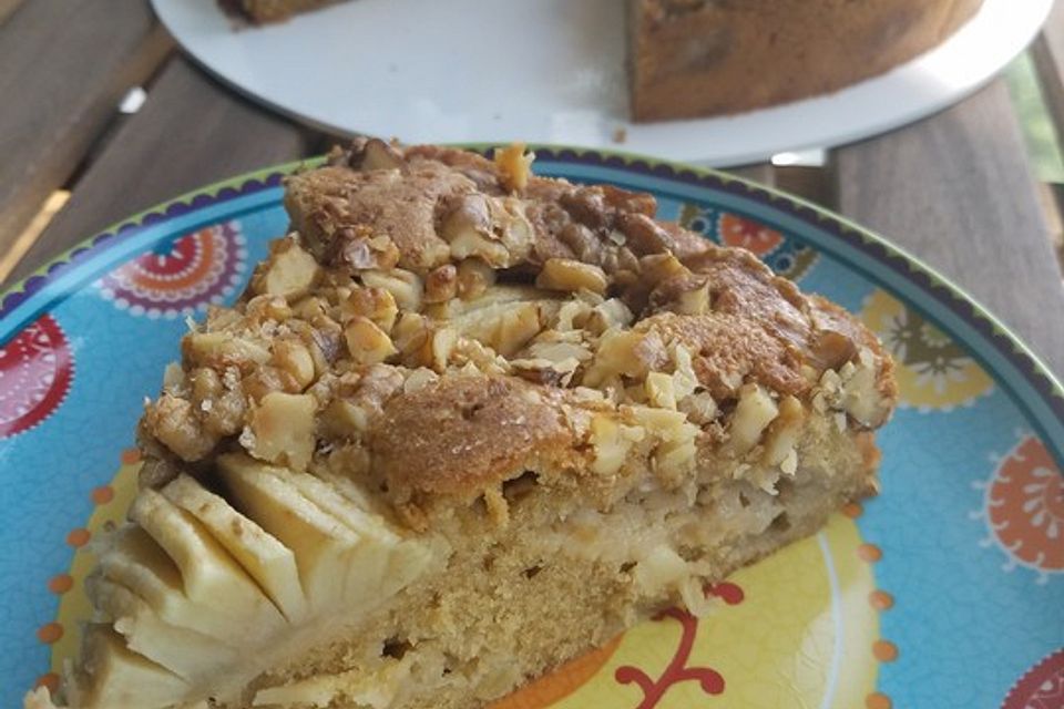 Apfelkuchen mit Walnuss - Kruste