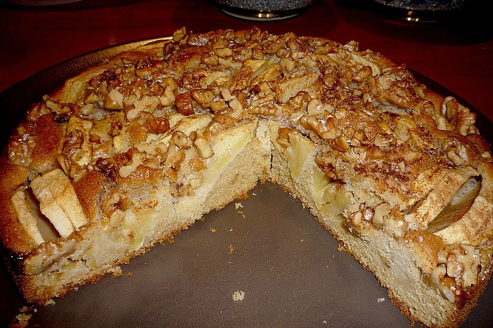 Apfelkuchen mit Walnuss - Kruste