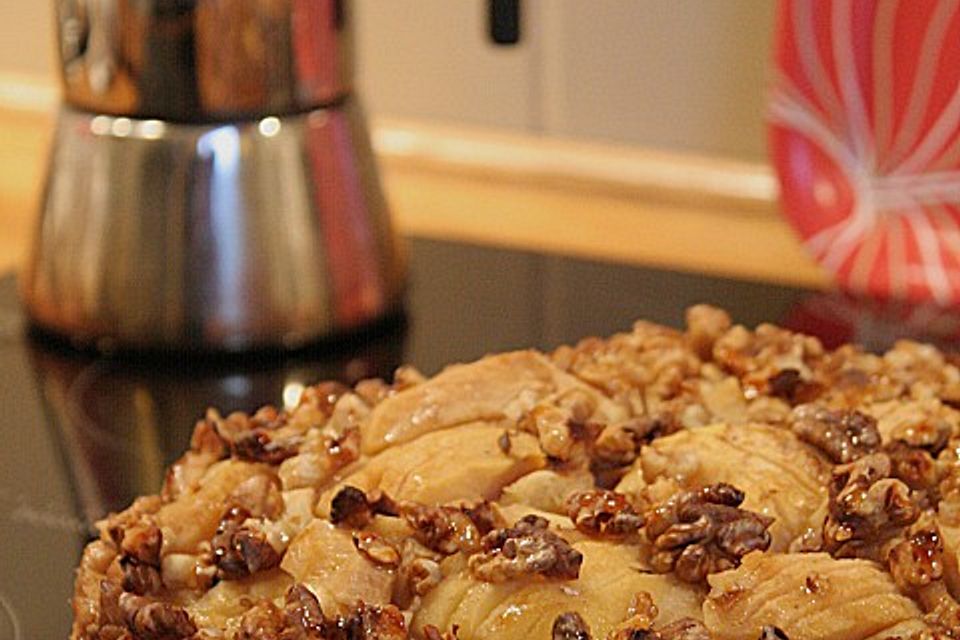 Apfelkuchen mit Walnuss - Kruste