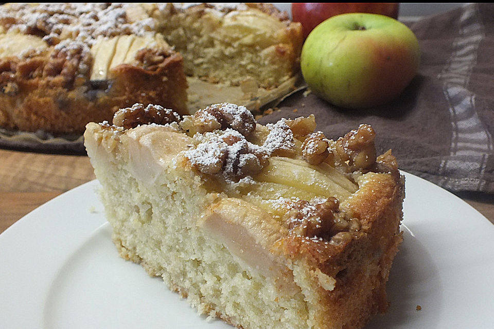 Apfelkuchen mit Walnuss - Kruste