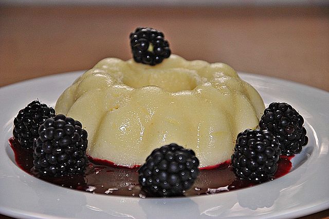 Grieflammeri mit Brombeermark von Hobbykochen