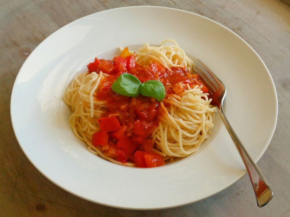 Tomaten - Paprika - Soße von Lisa-kochprinzessin| Chefkoch