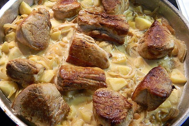 Schweinemedaillons mit Apfel - Meerrettichsauce von Hobbykochen| Chefkoch
