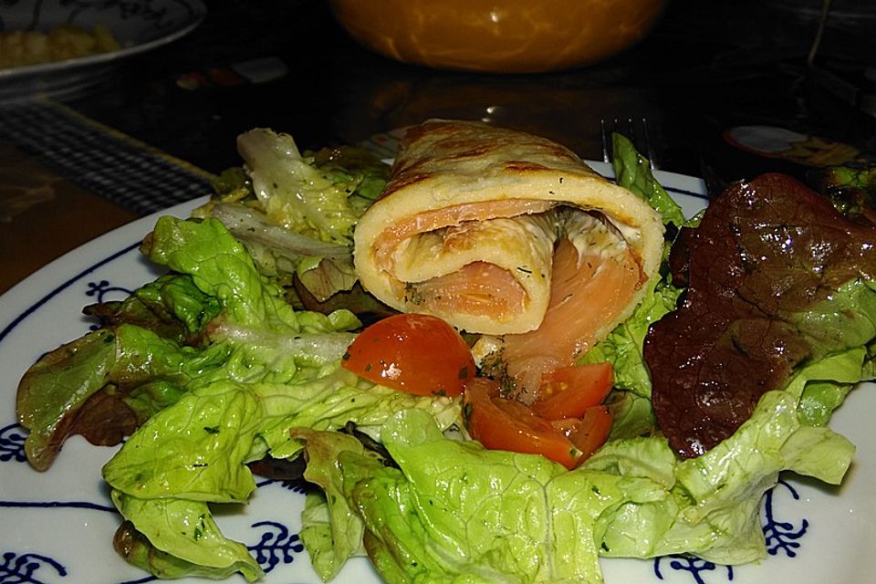 Schwedische Pfannkuchenrouladen Schwedische Pfannkuchenrouladen