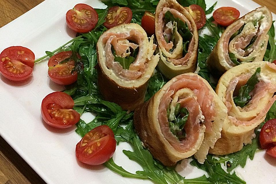 Schwedische Pfannkuchenrouladen Schwedische Pfannkuchenrouladen