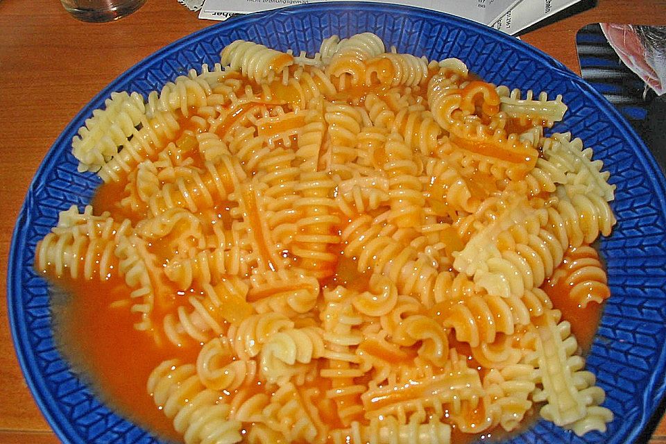 Nudeln in Tomatensoße