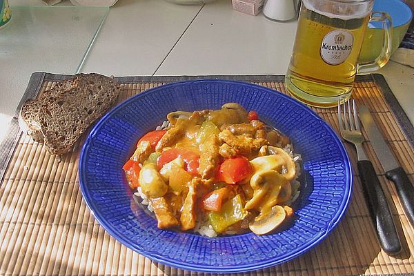 Schweinegeschnetzeltes mit Paprika, Champignons und Reis | Chefkoch