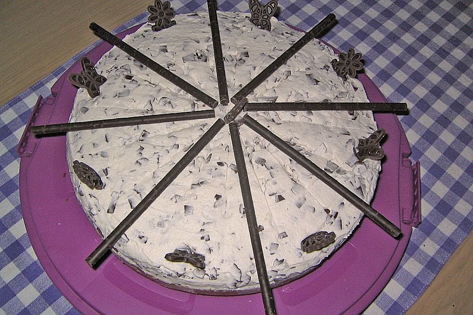 Nektarinen - Stracciatella - Torte