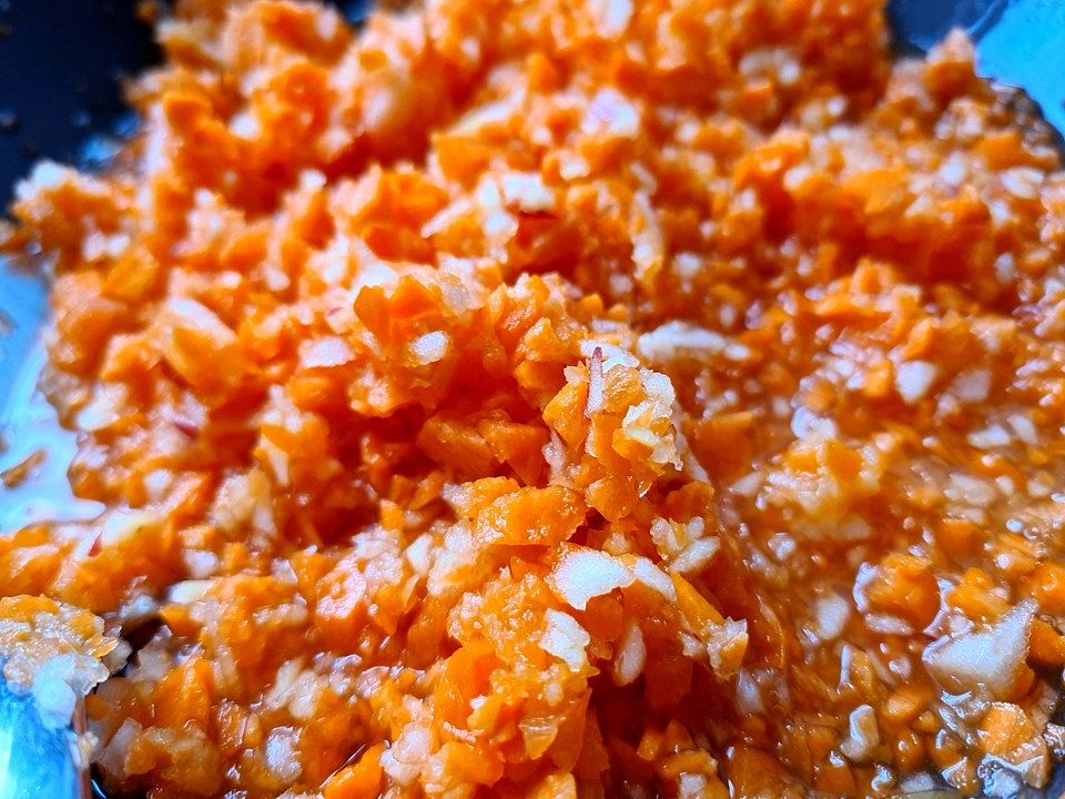 Apfel - Möhren - Salat mit Zimt von gawalione| Chefkoch Apfel - Möhren - Salat mit Zimt von gawalione| Chefkoch