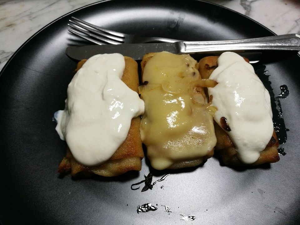 botos herzhafte Pfannenkuchen mit Hackfleischsoße von boto| Chefkoch