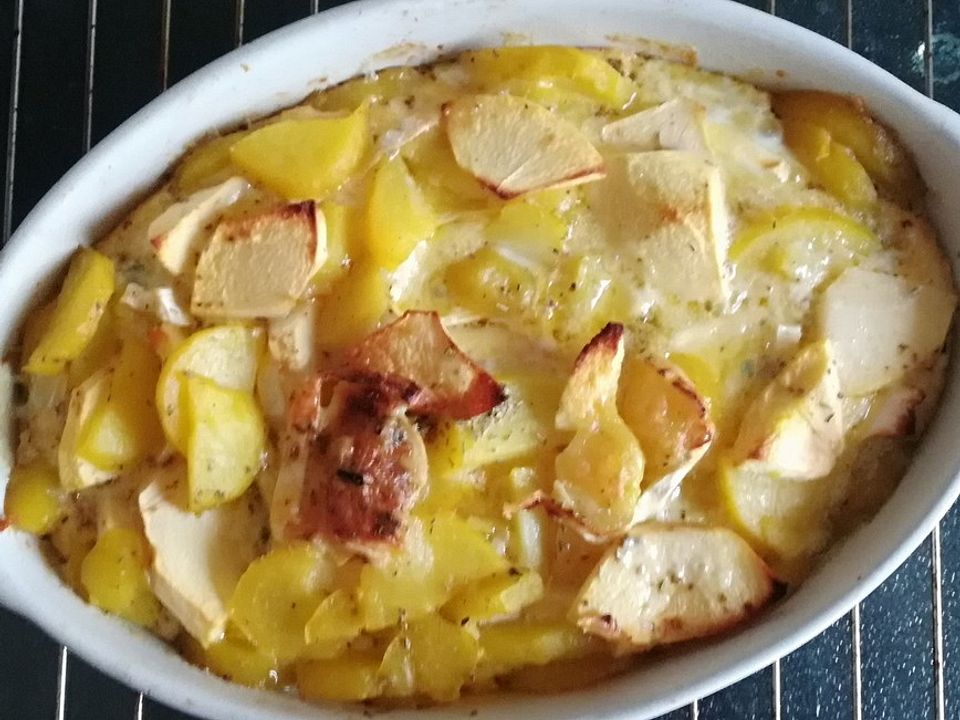 Kartoffel-Apfel-Auflauf mit Camembert von pub4art | Chefkoch