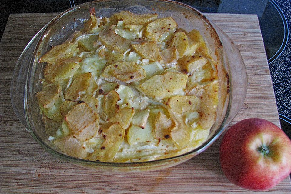 Kartoffel-Apfel-Auflauf mit Camembert