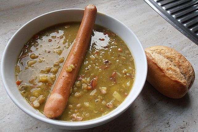 Erbsensuppe mit Speck von mad3107| Chefkoch