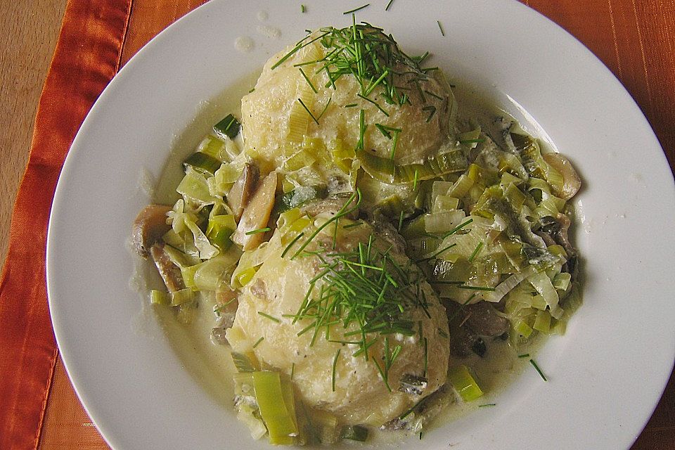 Mozzarellaknödel mit Champignon - Lauchgemüse